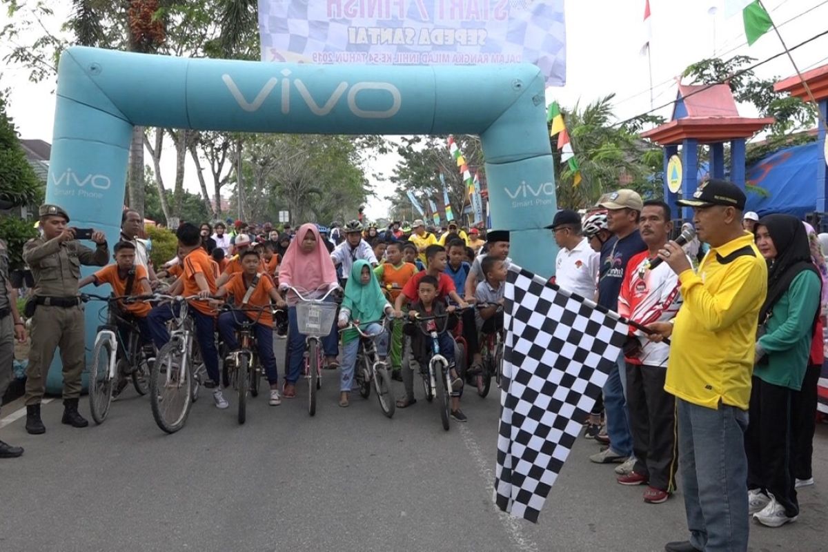 Milad Ke - 54 Inhil, Wakil Bupati melepas peserta Funbike