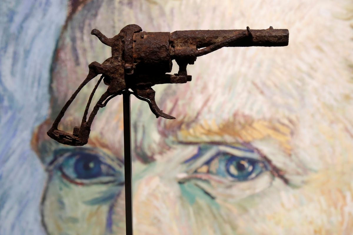 Pistol yang diyakini senjata bunuh diri Van Gogh dilelang