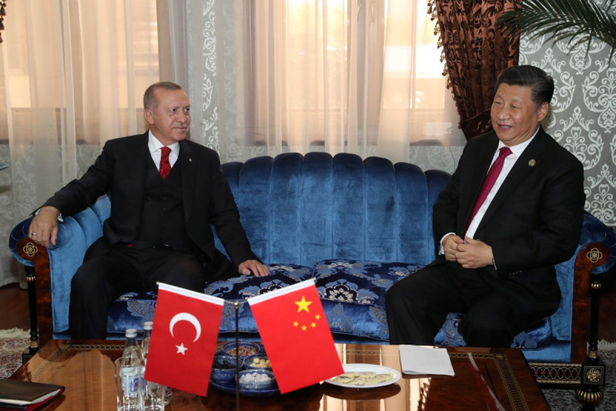 Presiden China kirim ucapan simpati pada Erdogan dan istri  positif Omicron