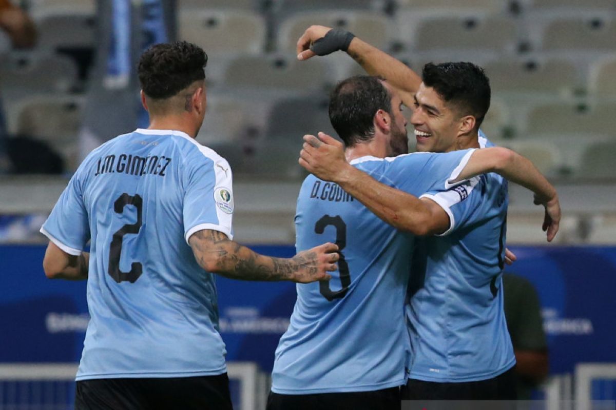 Uruguay tundukan Ekuador empat gol tanpa balas