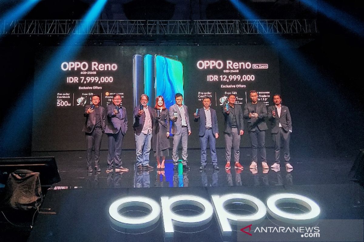 OPPO Reno hadir dalam dua pilihan, versi 10x Zoom dilego Rp13 juta