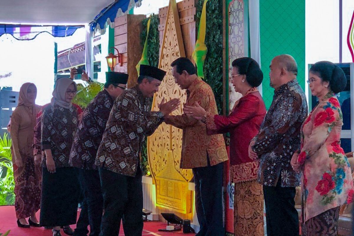 Sultan Hamengkubuwono  X  serukan semangat islah politik