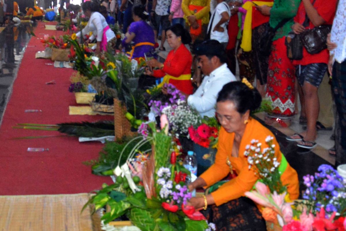 PKK Denpasar raih juara I lomba Gebogan Kreasi di PKB 2019