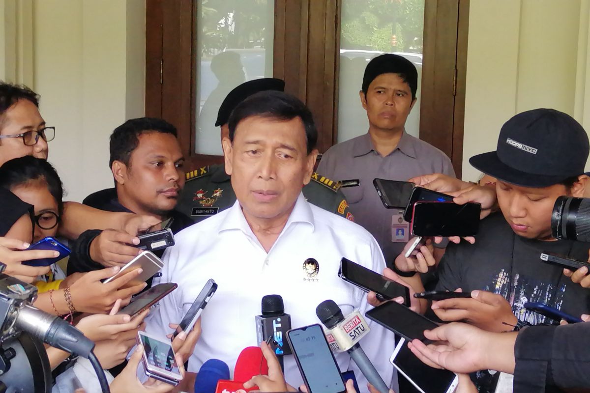 Memaafkan Kivlan, Wiranto mengaku tak bisa intervensi hukum