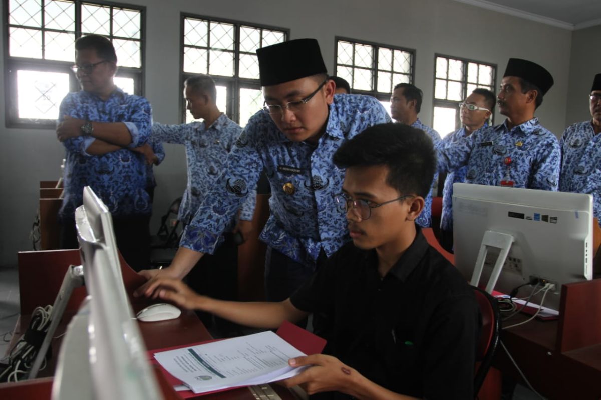 Hari pertama PPDB 2019 di Banten berjalan lancar