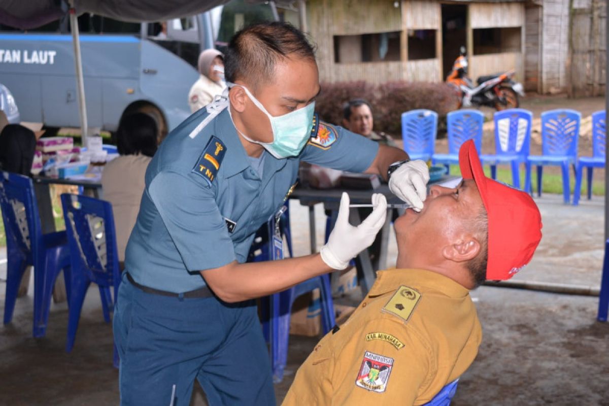 Lantamal VIII Manado gelar pengobatan gratis di Minahasa