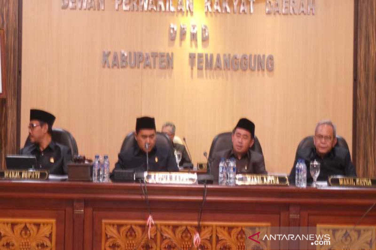 DPRD pertanyakan turunnya PAD Temanggung