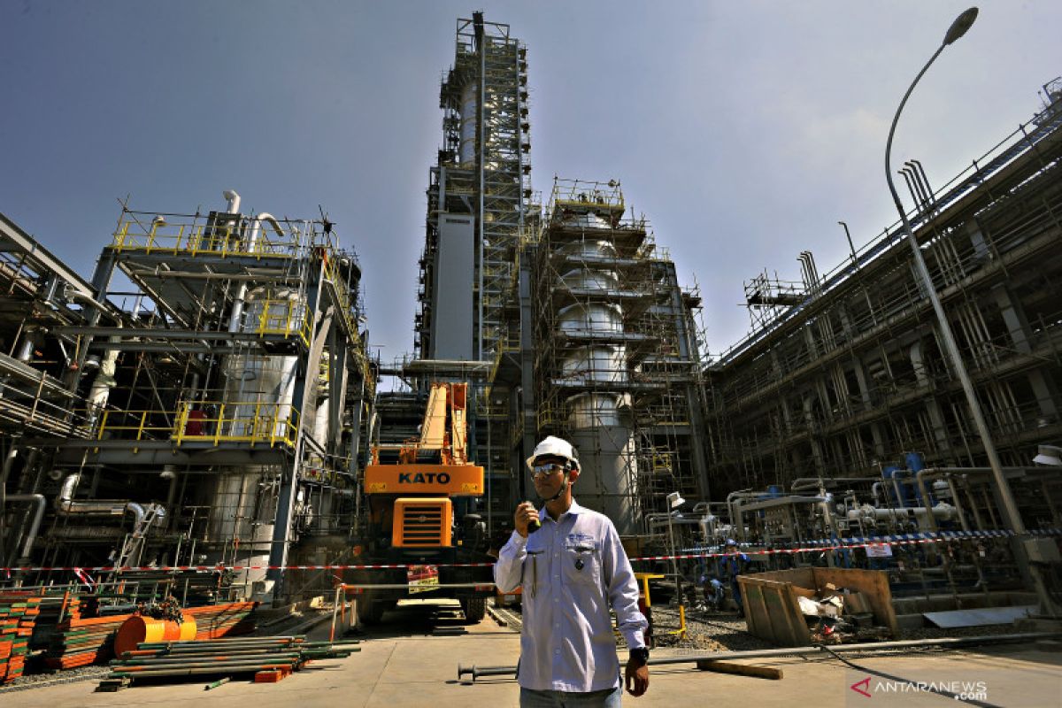 DPR RI mendorong penurunan harga gas untuk industri