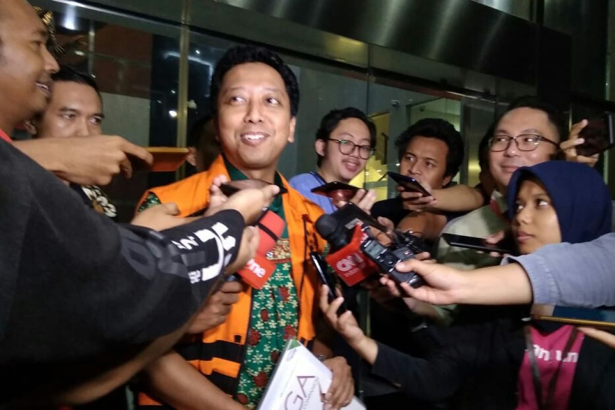 Dua calon Rektor UIN Banda Aceh ini diperiksa KPK saksi untuk tersangka Rommy