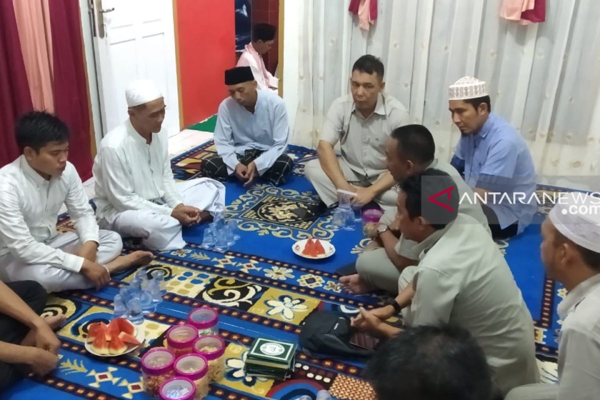 PTPN V santuni keluarga korban banjir Pekanbaru
