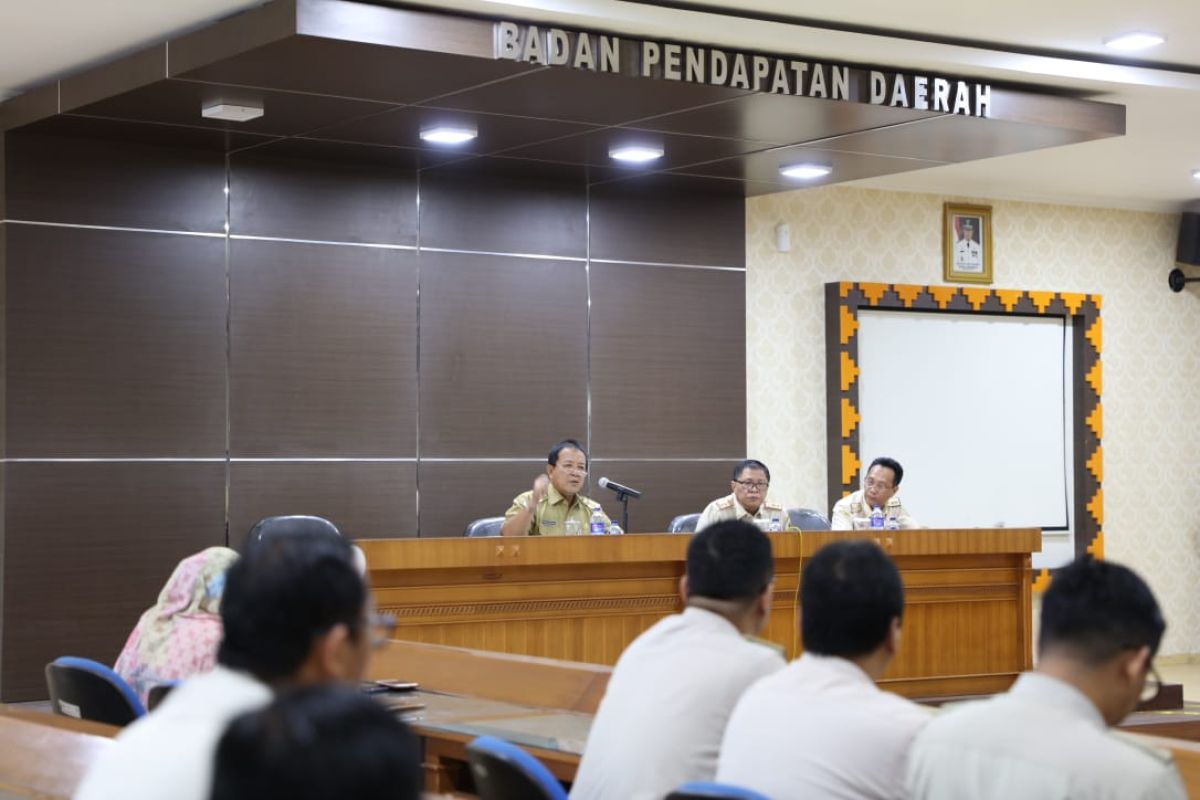 Gubernur Lampung targetkan PAD Rp12 triliun per tahun