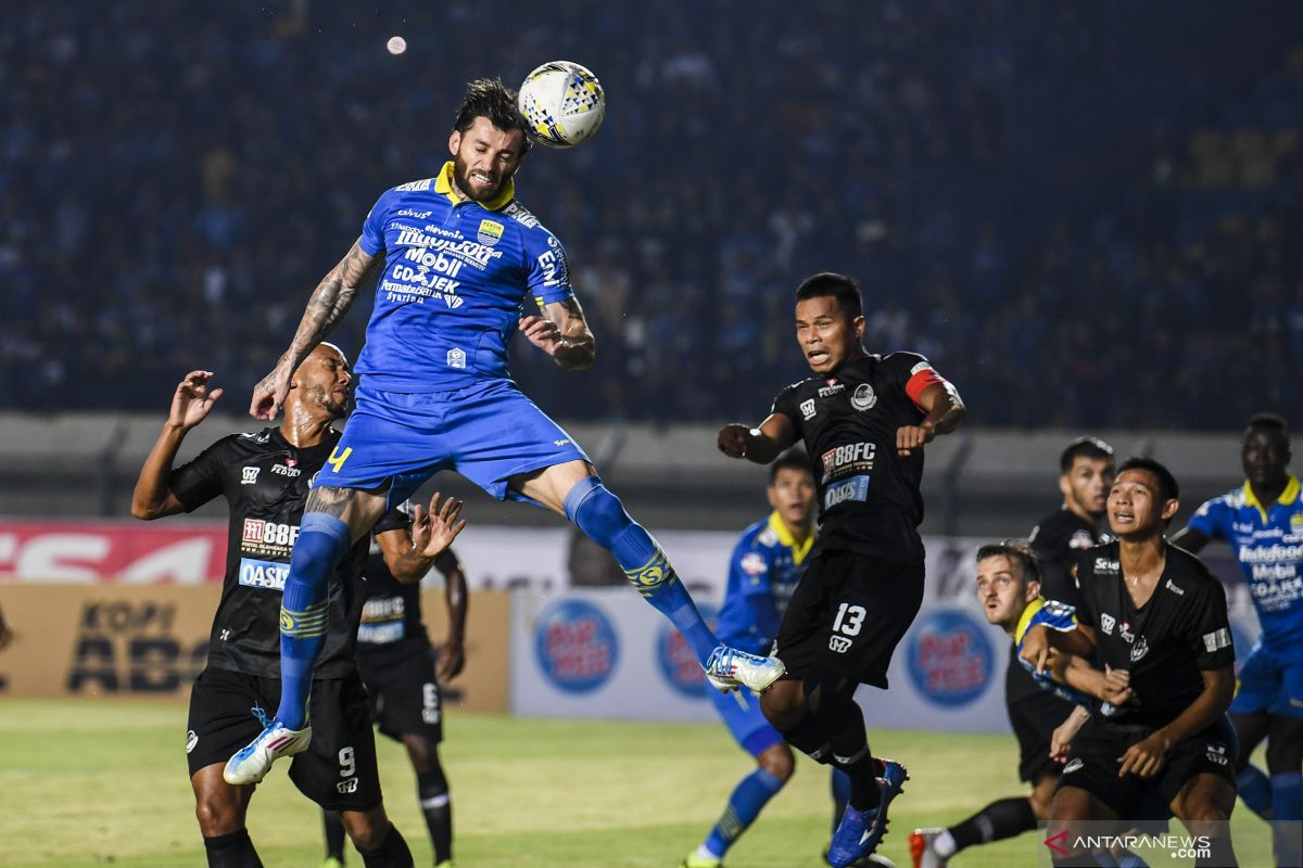 Badak Lampung kini berusaha dapatkan mantan pemain Persib