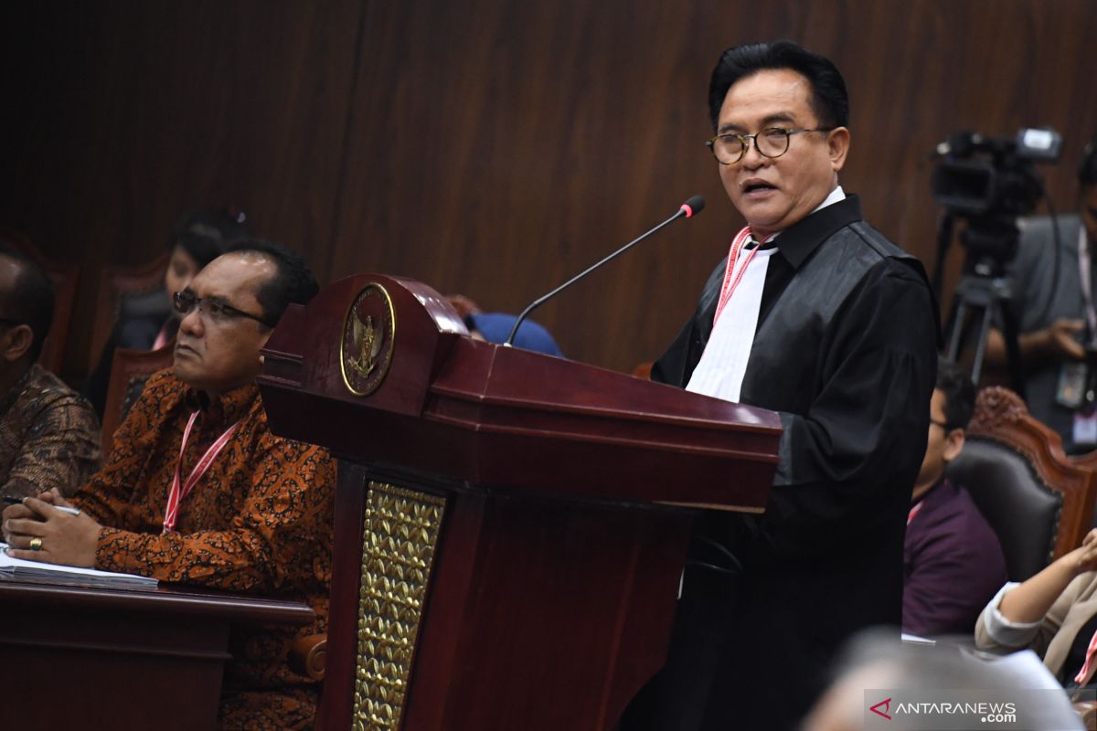 Sidang MK - Yusril anggap saksi dari pemohon tidak menerangkan apa pun