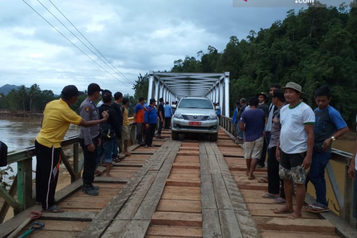 PUPR belum pastikan kerugian jalan-jembatan akibat banjir di Sultra