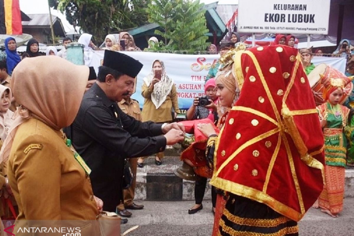 Kelurahan Ekor Lubuk wakili Padang Panjang penilaian pemanfaatan tanaman obat