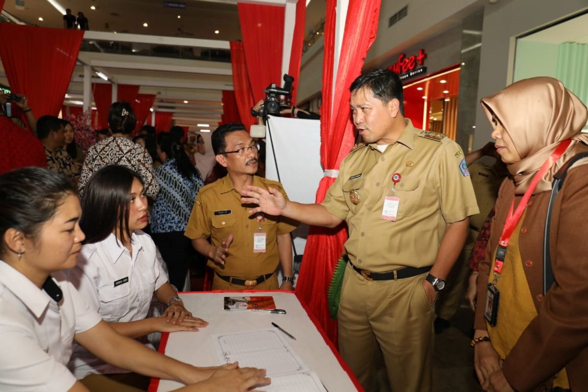 Wagub  dorong aparatur berintegritas layani masyarakat