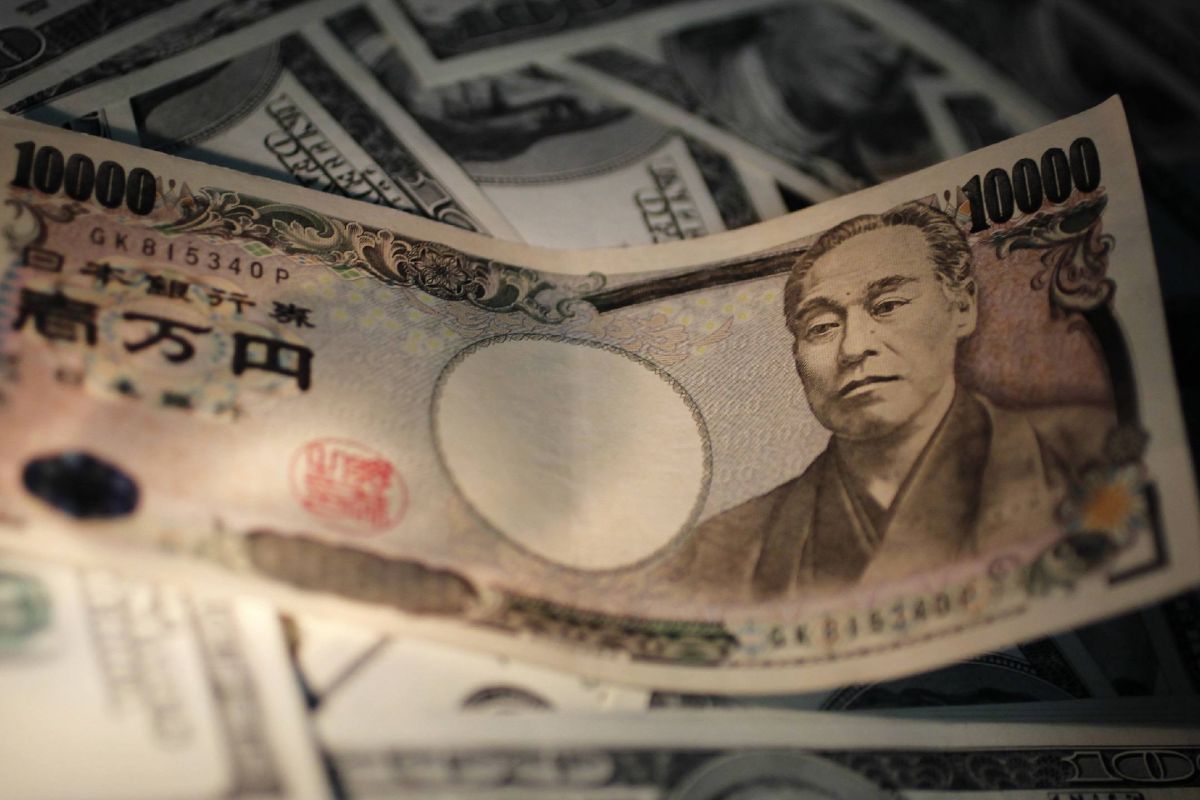 Dolar AS di Tokyo diperdagangkan di atas 108 yen