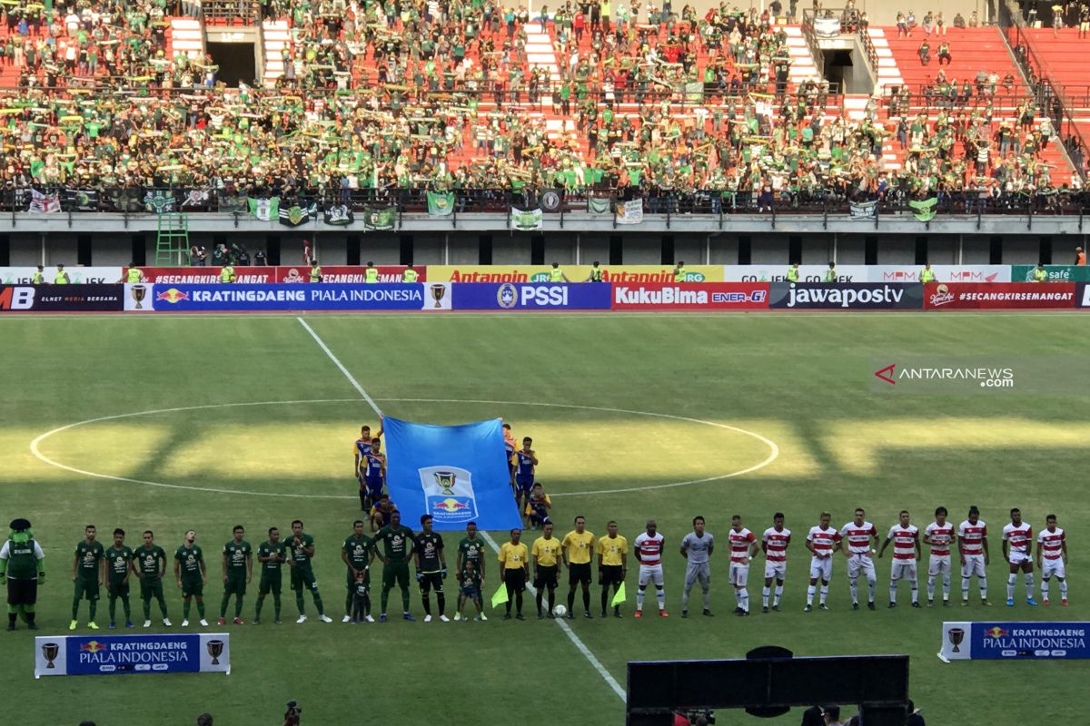 Trio timnas Madura United main sejak menit awal hadapi Persebaya