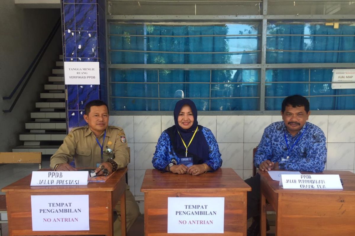 31 sekolah  di Sulsel gunakan sistem luring