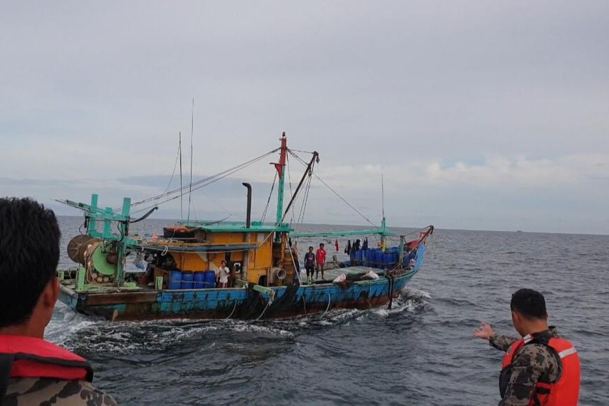 Malaysian ship impounded in Malacca Straits for illegal fishing