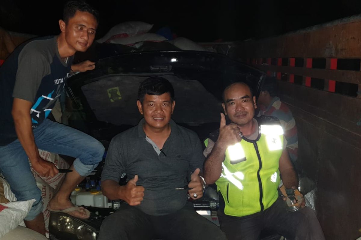 Polres Mempawah gagalkan penyelundupan mobil asal Malaysia