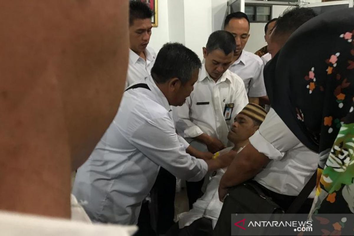 Bupati sampaikan duka meninggalnya kepala desa saat rapat kerja