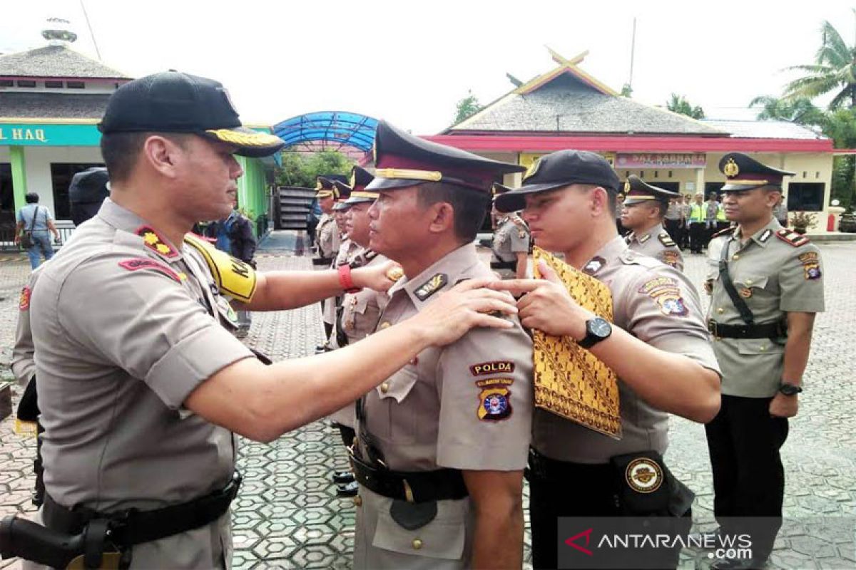 Enam perwira Polres Barito Utara dimutasi