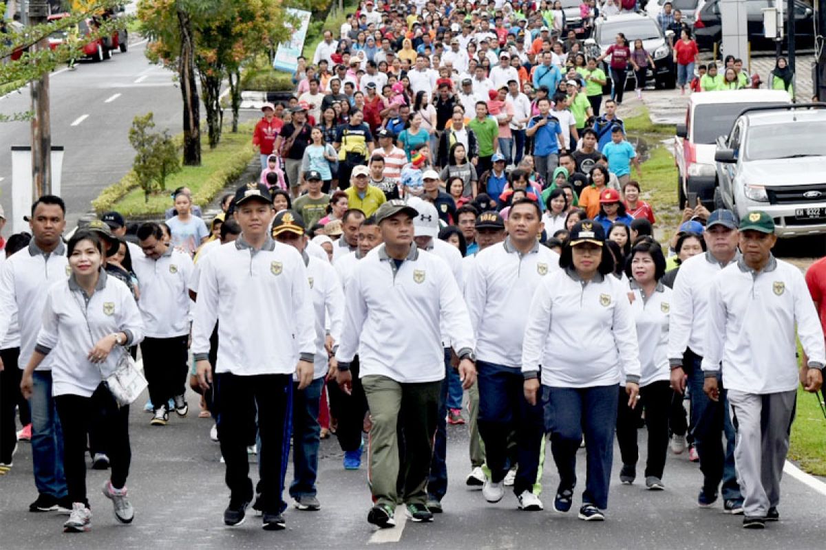 Bupati Gumas dorong warganya rutin berolahraga