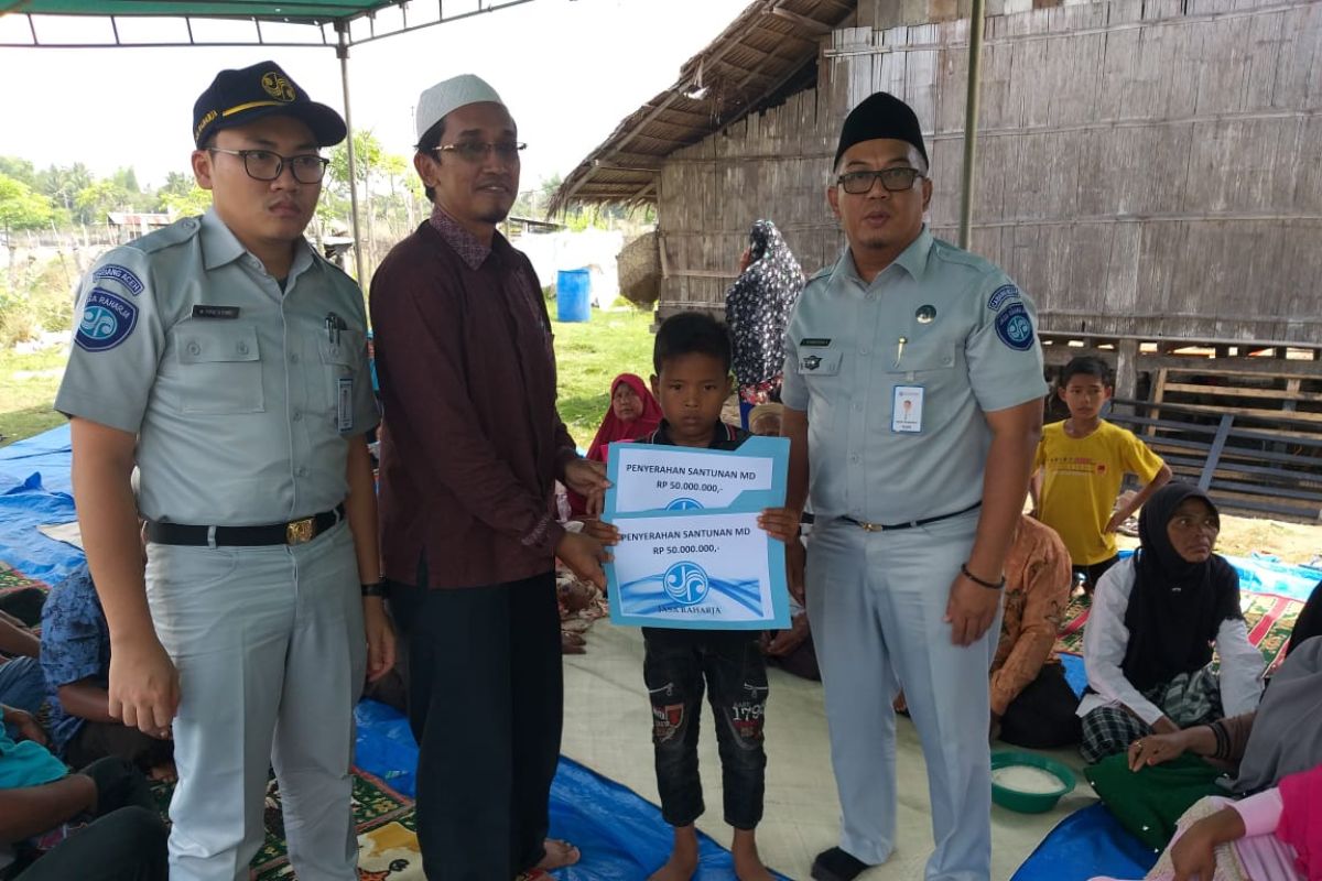 Keluarga korban kecelakaan terima santunan Jasa Raharja