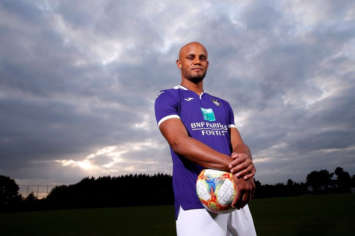 Vincent Kompany manfaatkan koneksi Manchester City perkuat Anderlecht