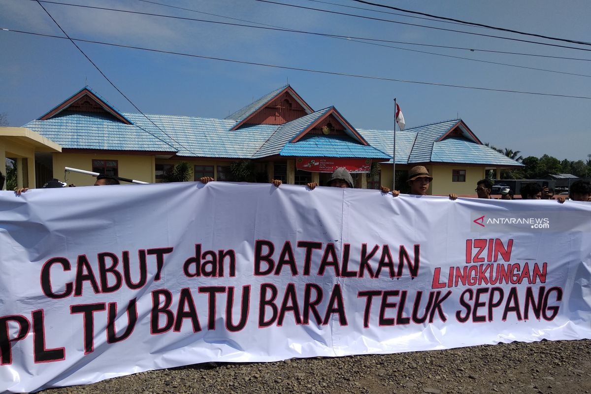 Warga  Bengkulu gugat izin lingkungan PLTU batu bara