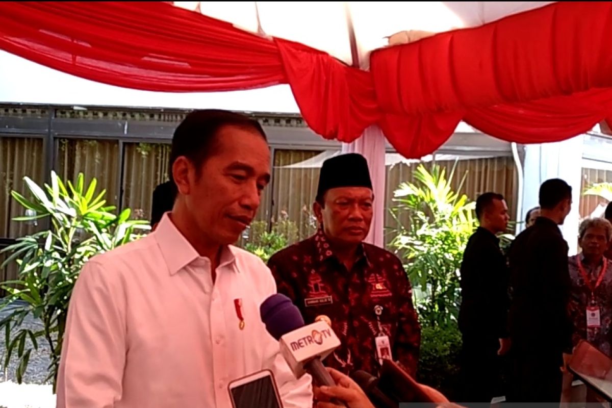 Jokowi: PPDB zonasi perlu dievaluasi (Video)