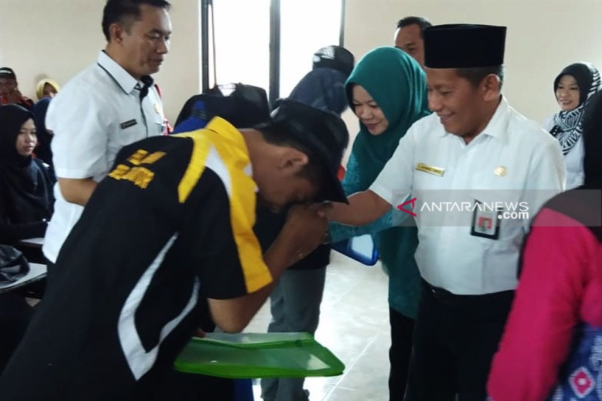 Sekda HST apresiasi 60 peserta yang ikut pelatihan keterampilan kerja