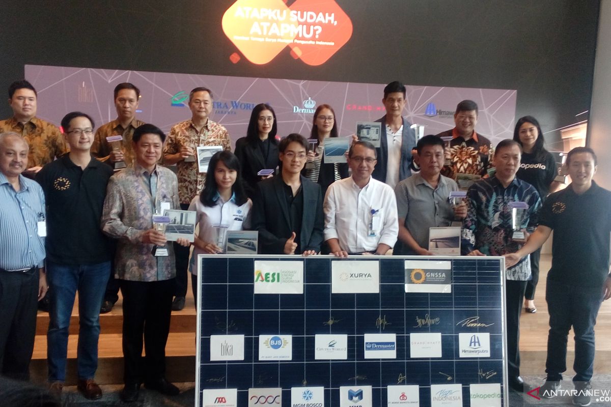 AESI dorong pelaku bisnis gunakan PLTS atap