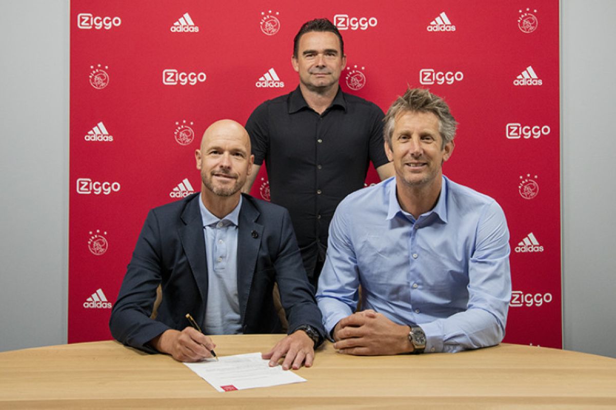 Ajax perpanjang kontrak Erik ten Hag