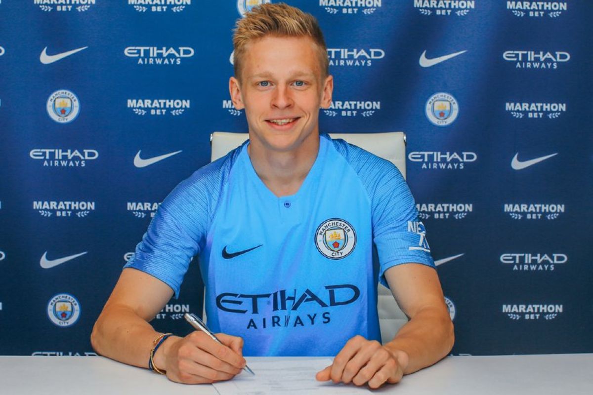 Zinchenko teken kontrak baru berdurasi tiga tahun di City