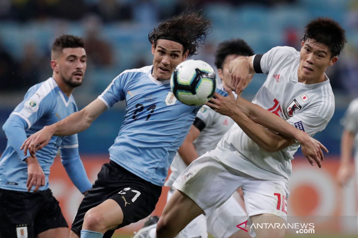 Jepang tahan imbang Uruguay 2-2