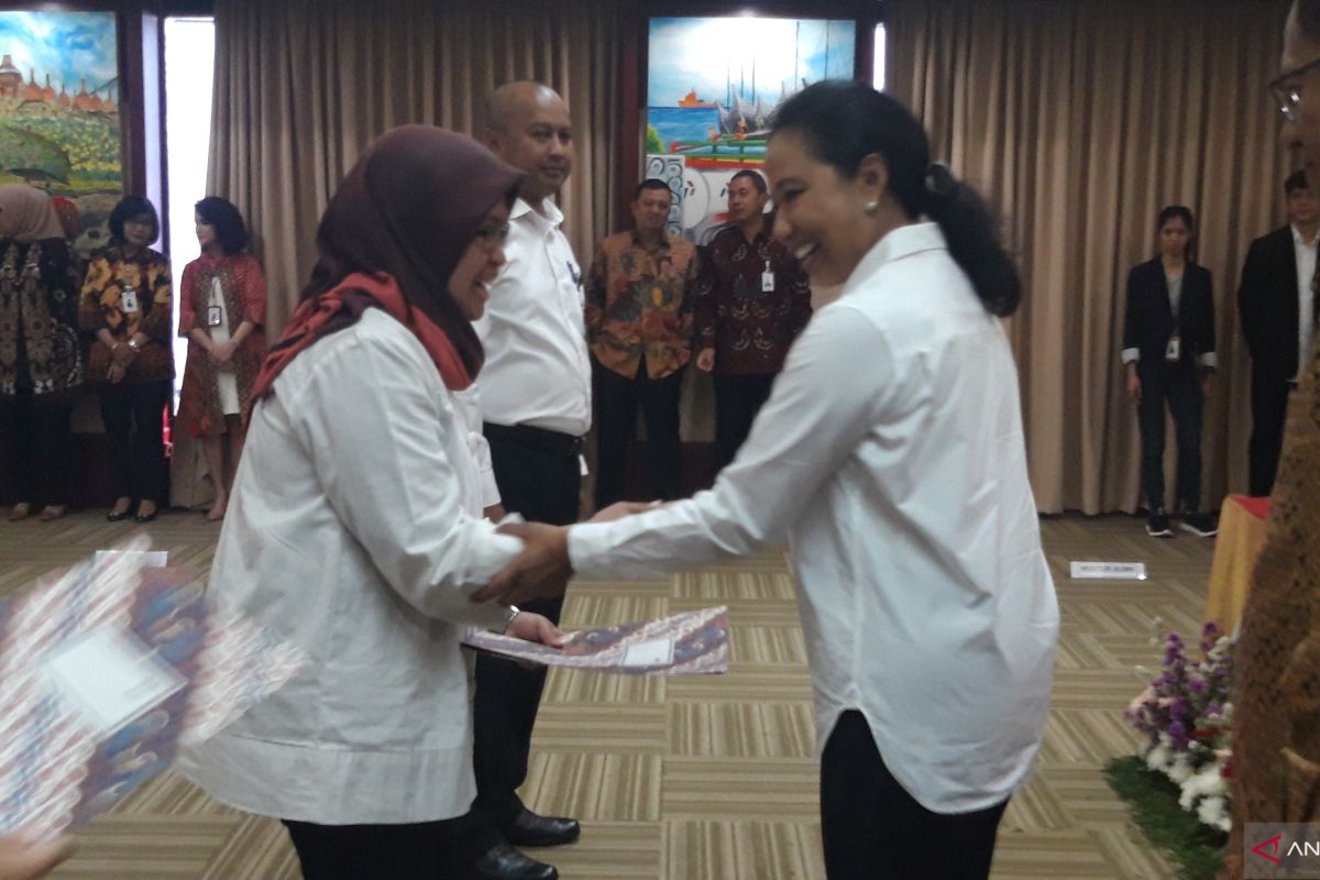 Rini Soemarno lantik tujuh pejabat pimpinan tinggi pratama BUMN