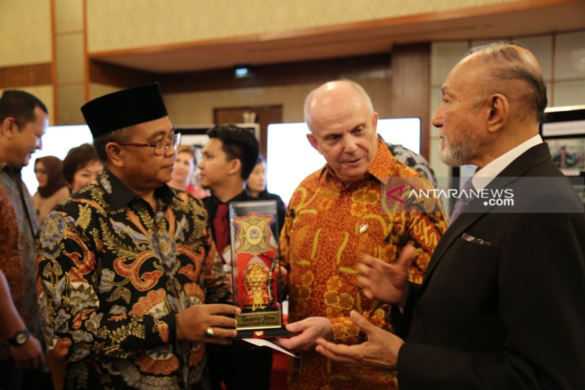 Aceh Barat jajaki kerja sama investasi dengan  Amerika Serikat