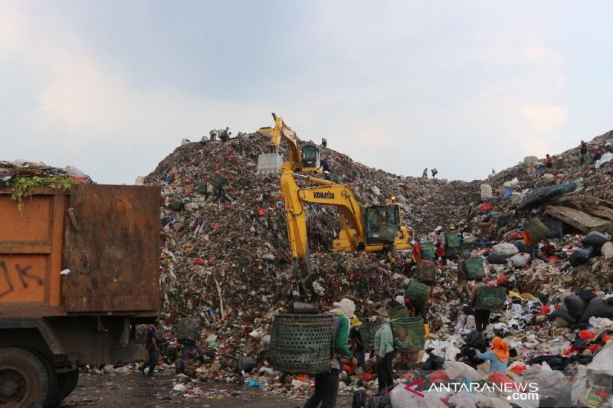 Radius bau sampah TPST semakin berkurang