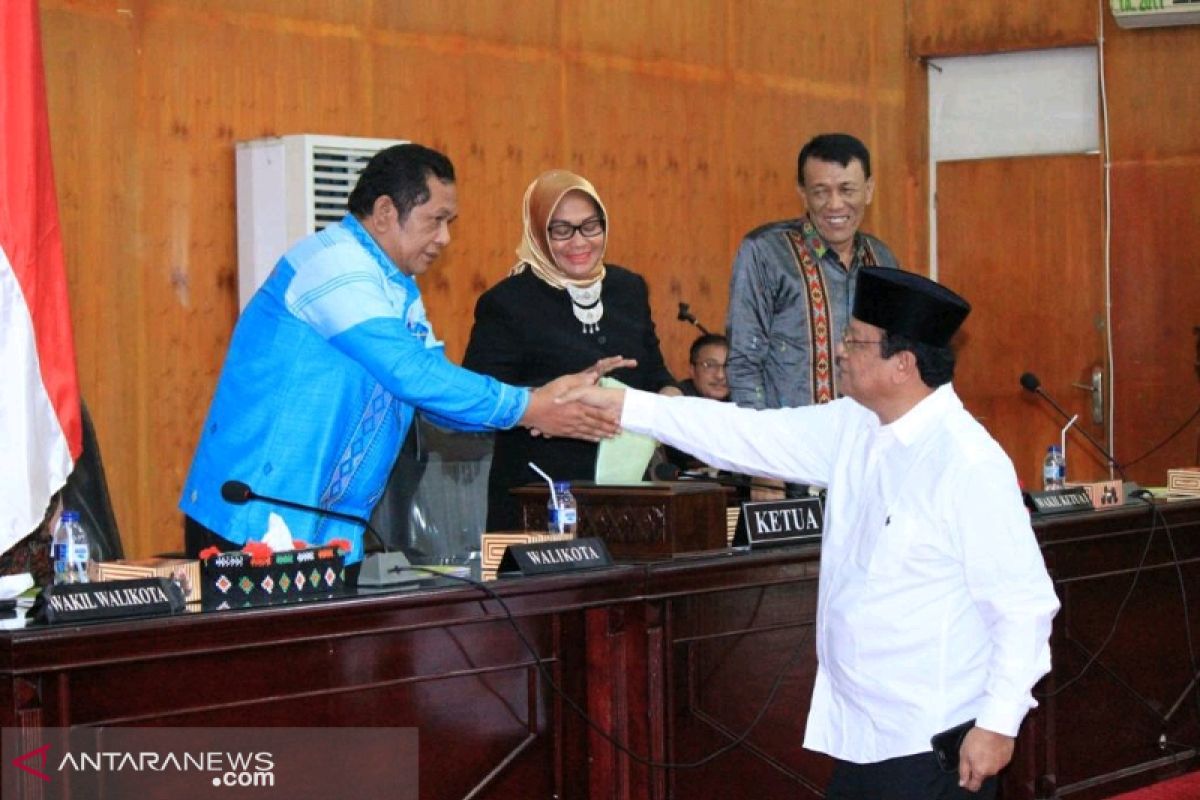 Wali Kota Padangsidimpuan enggan beberkan rekanan bermasalah