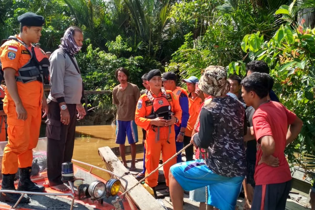 SAR Pontianak: Balita korban tenggelam di sungai belum ditemukan