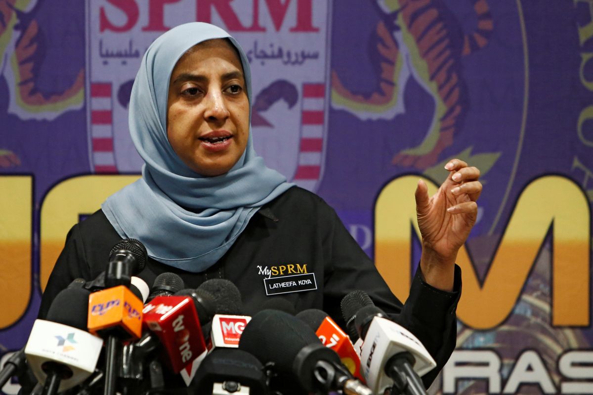 Kepala badan anti-korupsi Malaysia mundur