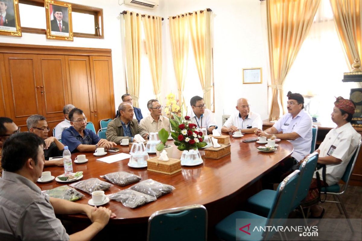 Program TOSS Klungkung dilirik anak perusahaan PLN