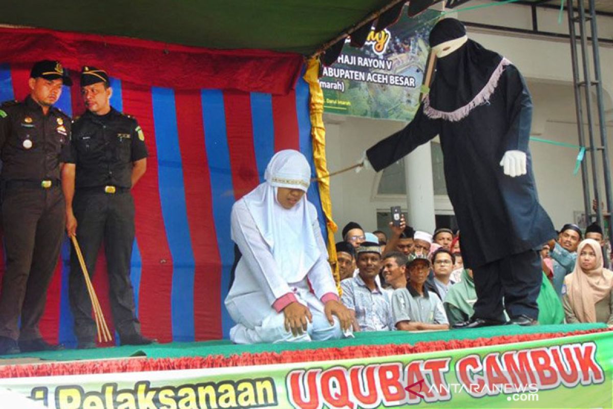 Tiga pelanggar syariat Islam dihukum cambuk 285 kali