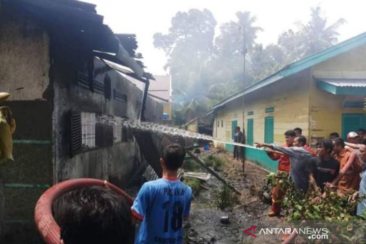 Pabrik mancis terbakar di Langkat, 24 tewas