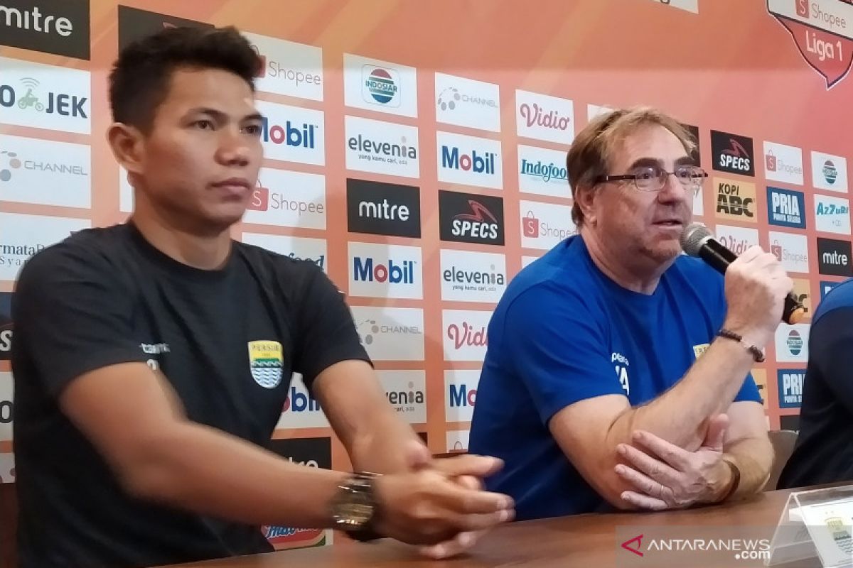 Persib berharap jadi tim pertama yang kalahkan Madura United