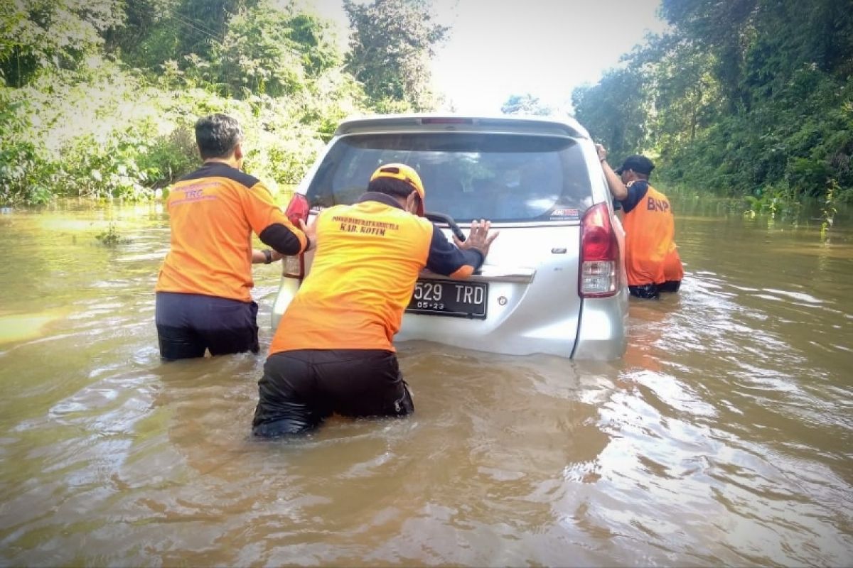 Banjir di Kotim meluas rendam 23 desa