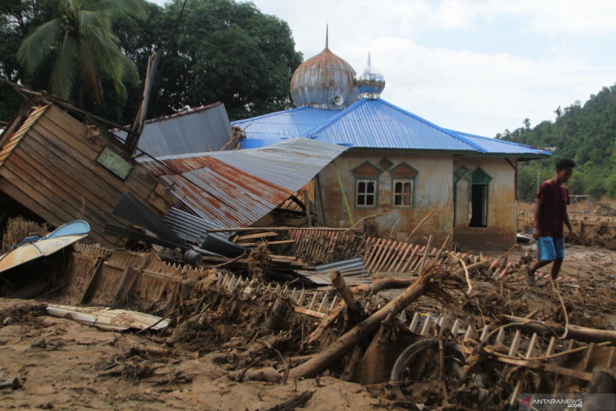 Banjir, Kapolri tekankan pentingnya menemukan akar masalah