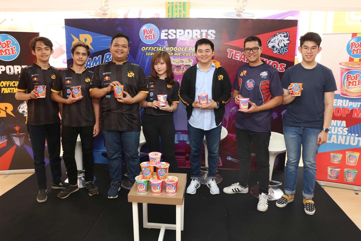 Tim eSports RRQ main bareng PUBG di Jakarta Fair 2019